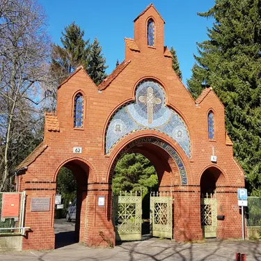 Friedhof zum Heiligen Kreuz Eisenacher Straße